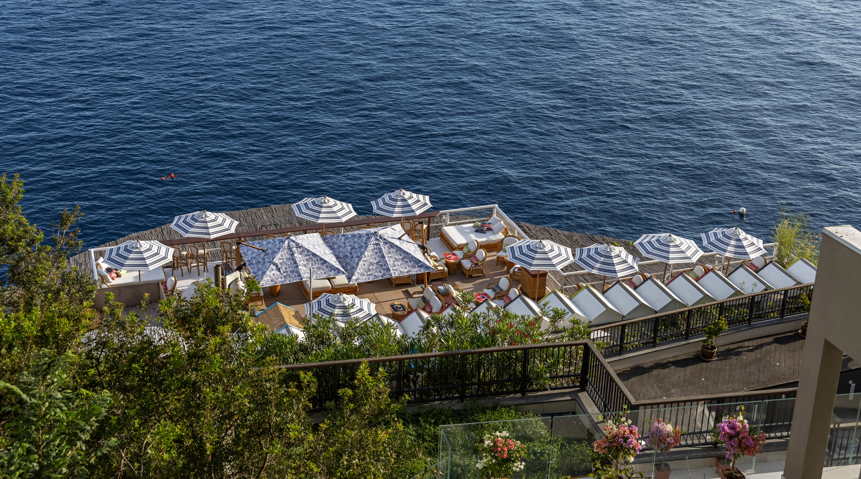 Dior Resort pop up - Capri  THiRTYONE Design & Management